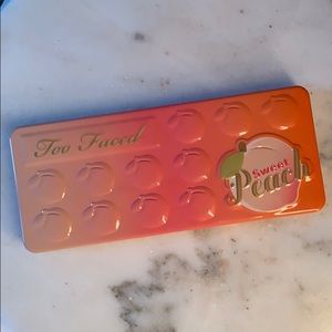 Too Faced Sweet Peach Eyeshadow Palette